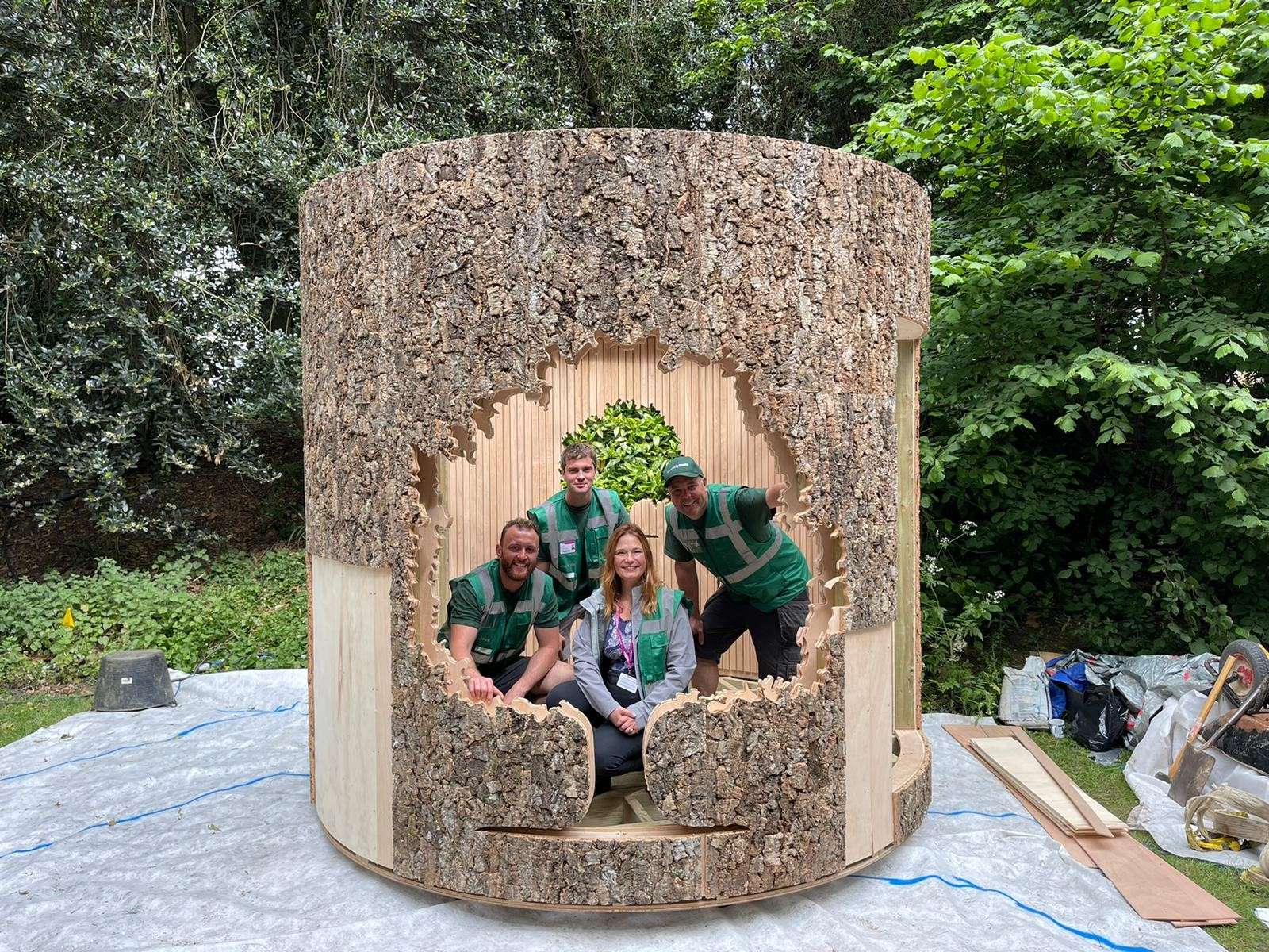 Team in Oak Structure