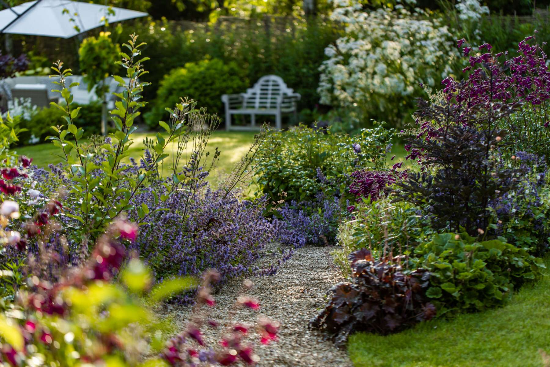 Nicholsons Lockhart Garratt Garden Design - Contemporary Country Garden